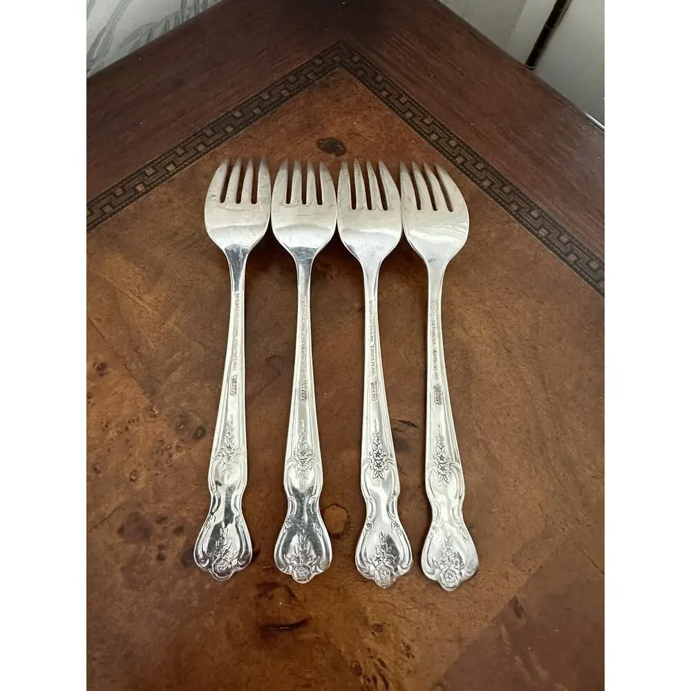 Wm Rogers Mfg Co International Silver Inspiration-Magnolia Set of 4 Grille Forks